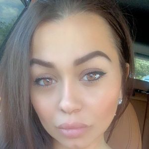 Meet your Posher, Nicoletta